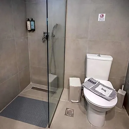 艾奇恩公寓式酒店 - 仅限成人